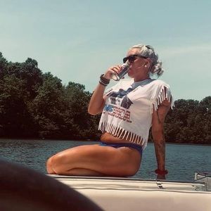 Meet your Posher, Haley